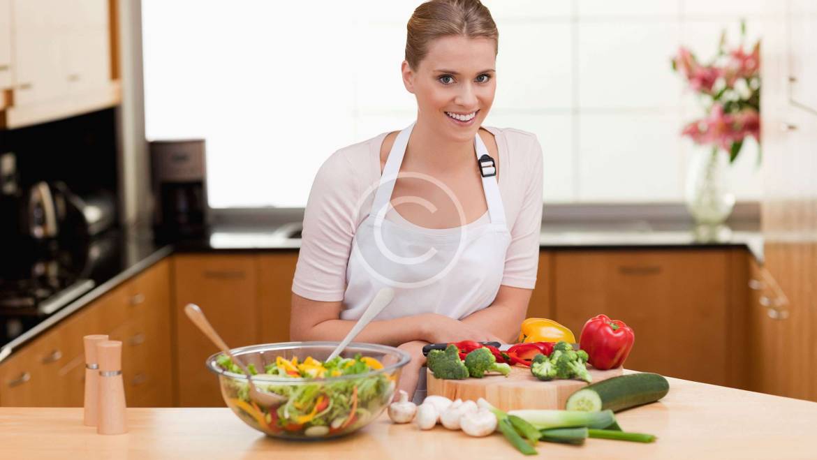 How to Eat Healthy Food and Stay Fit